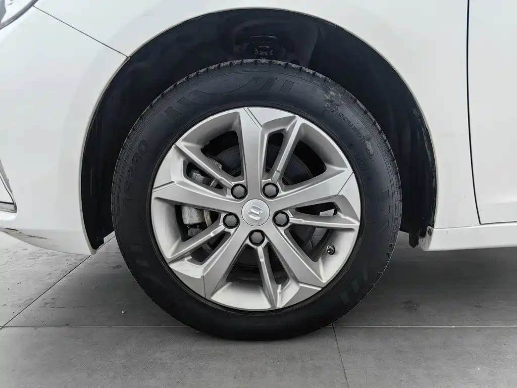 Geely Emgrand GL — миниатюра 17
