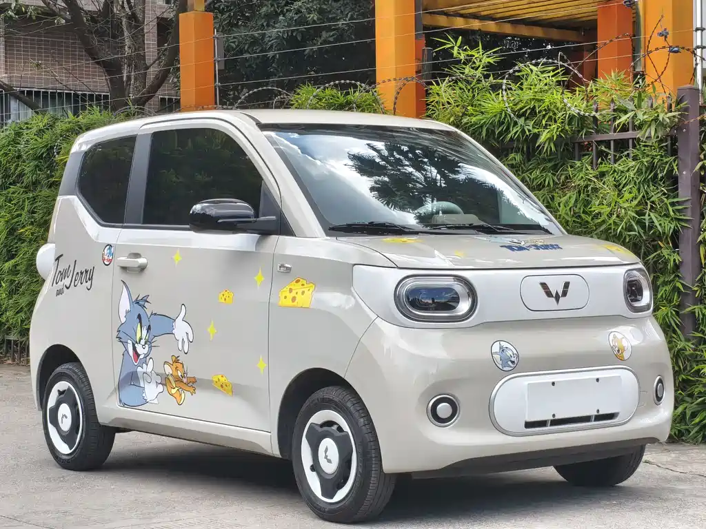 Wuling MINIEV — миниатюра 3