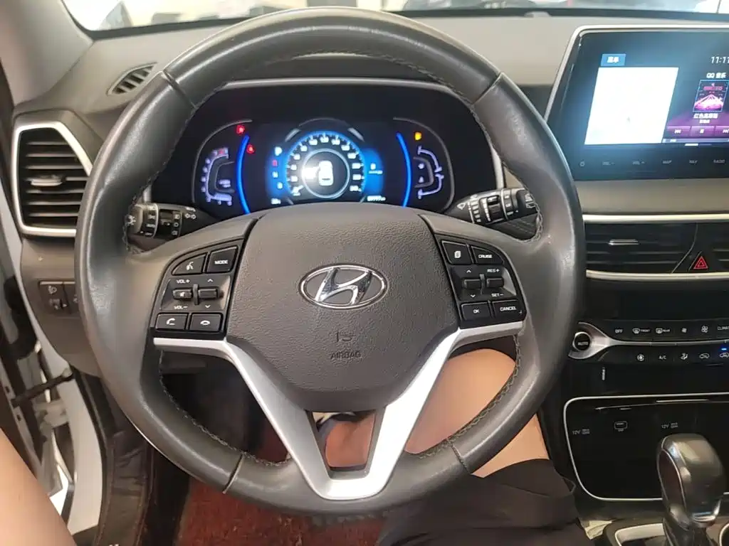 Hyundai Tucson — миниатюра 11