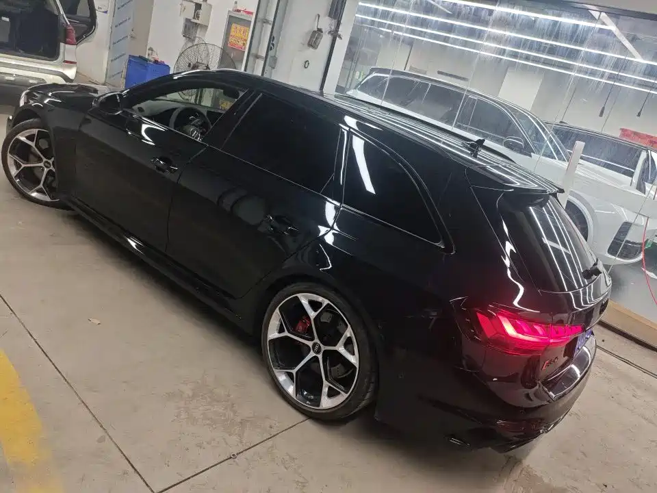 Audi RS 4 2024 RS4 Avant