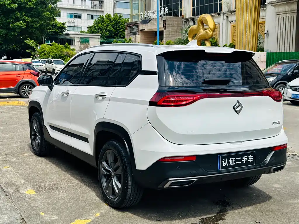 Baojun RS-5 — миниатюра 3
