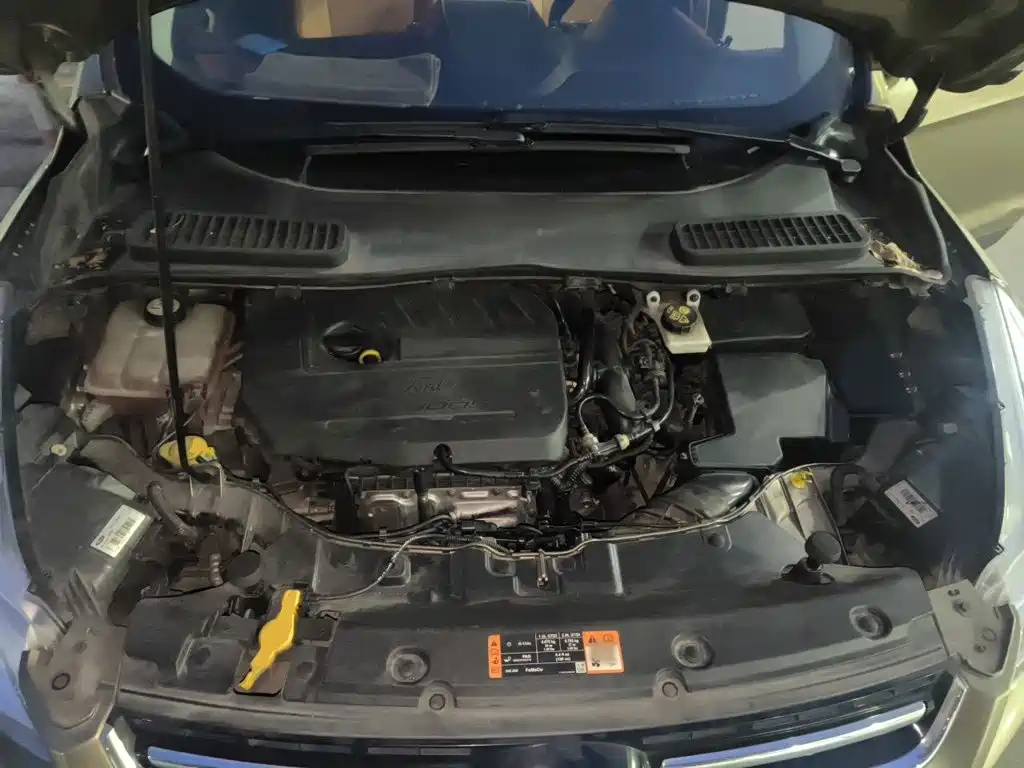 Ford Kuga — миниатюра 11