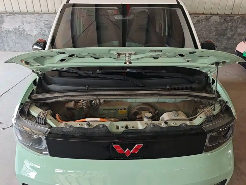 Wuling MINIEV — миниатюра 20