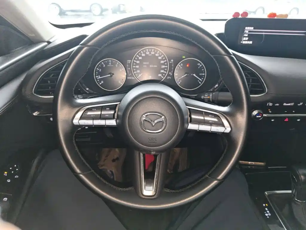 Mazda 3 Axela — миниатюра 11
