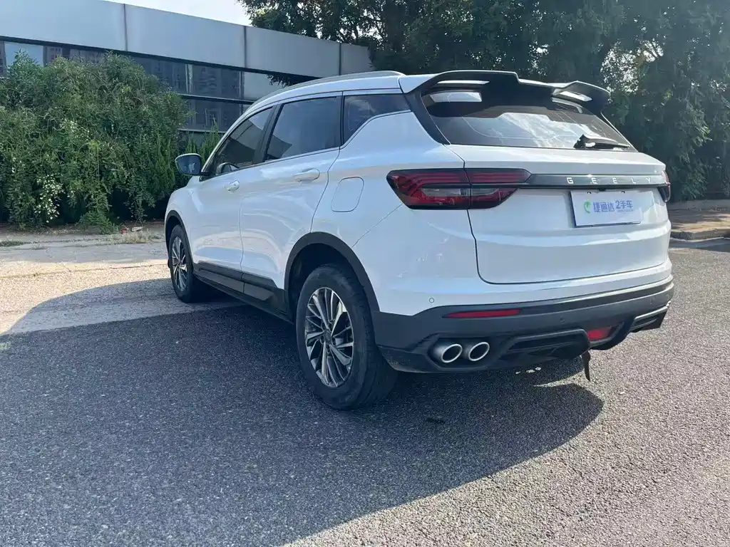 Geely Binyue — миниатюра 3