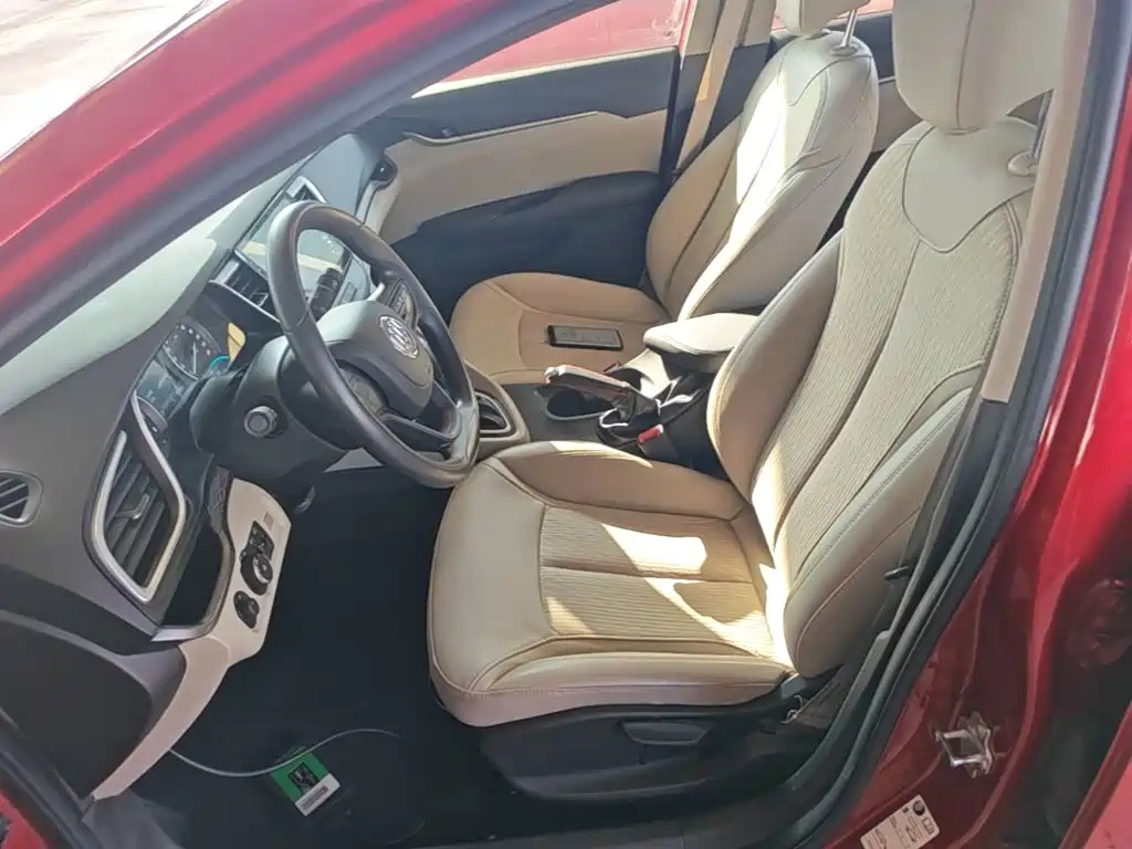 Buick Excelle — миниатюра 15