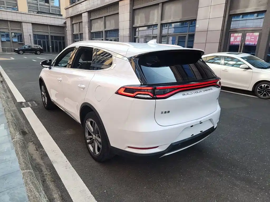 BYD Tang — миниатюра 5
