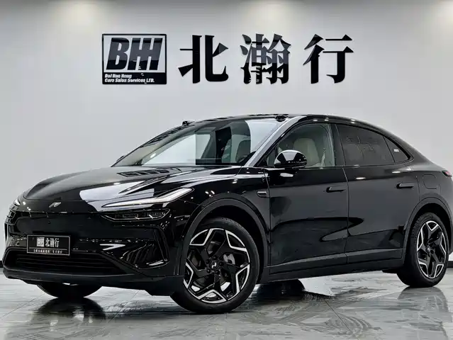 2025 Nio L60