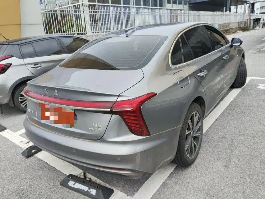 Hongqi Hongqi H5 PHEV — миниатюра 9