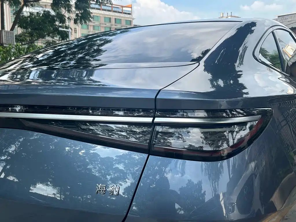 BYD Seal — миниатюра 10