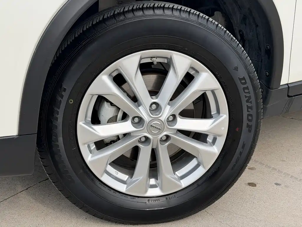 Nissan X-Trail — миниатюра 17