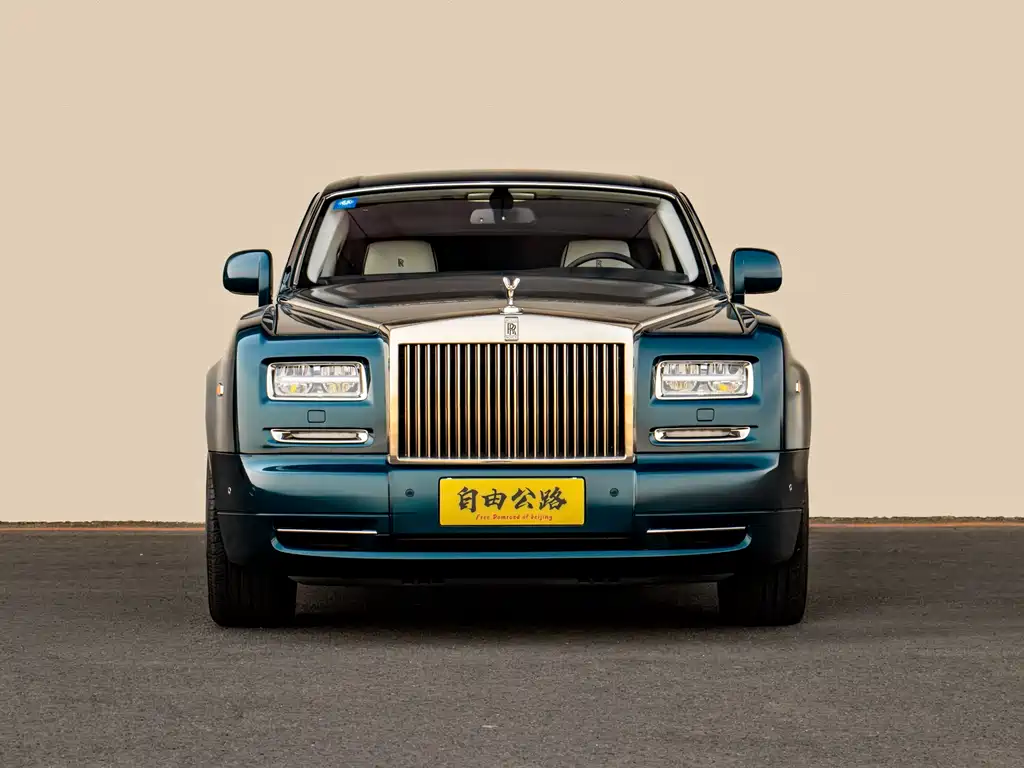 Купить Rolls-Royce Phantom