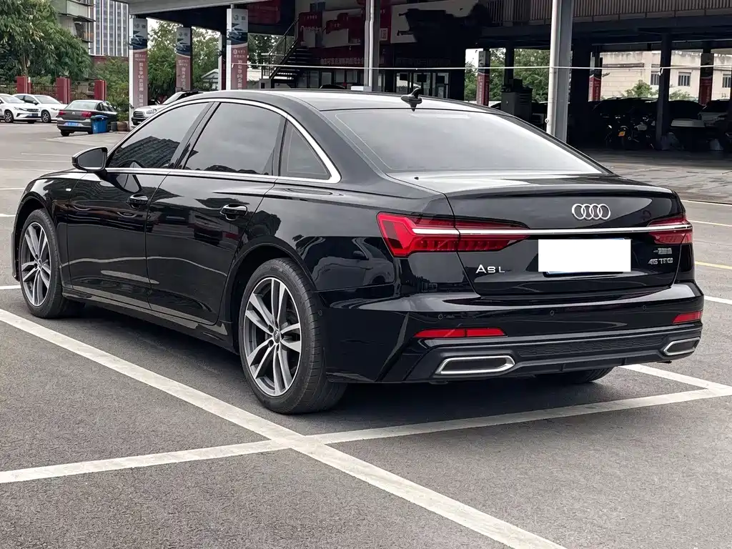 Audi A6L — миниатюра 7