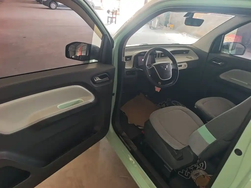 Wuling MINIEV — миниатюра 16