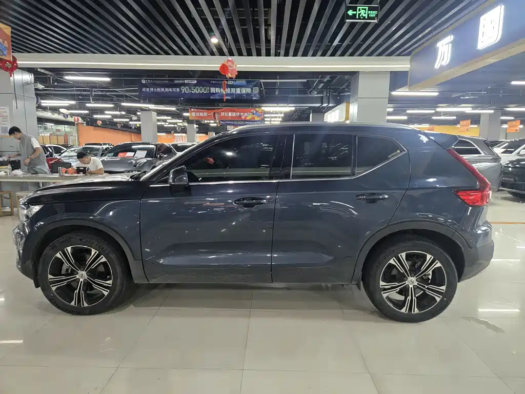 Volvo XC40 — миниатюра 5
