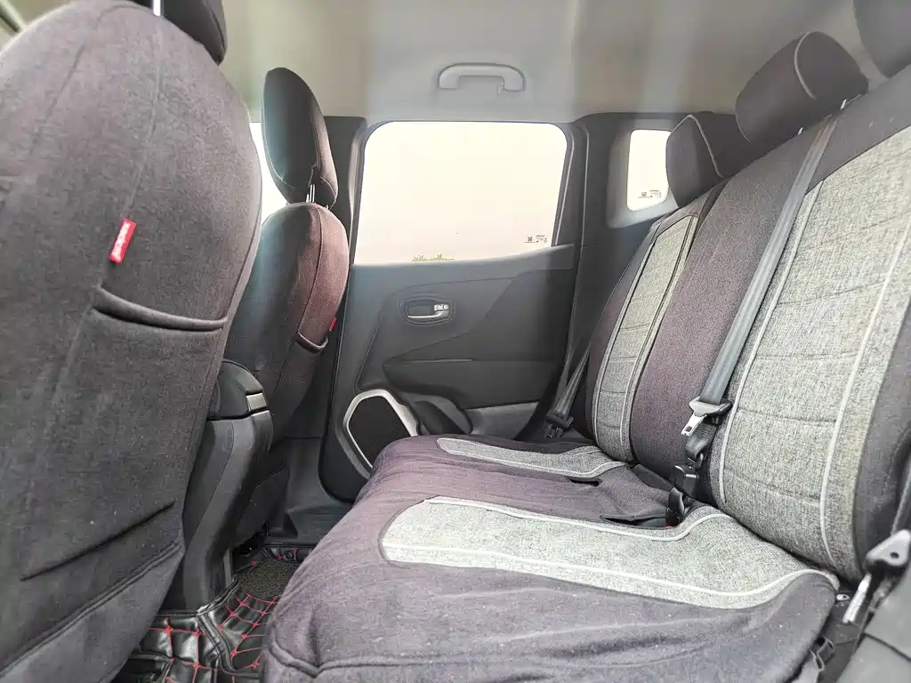 Jeep Renegade — миниатюра 17