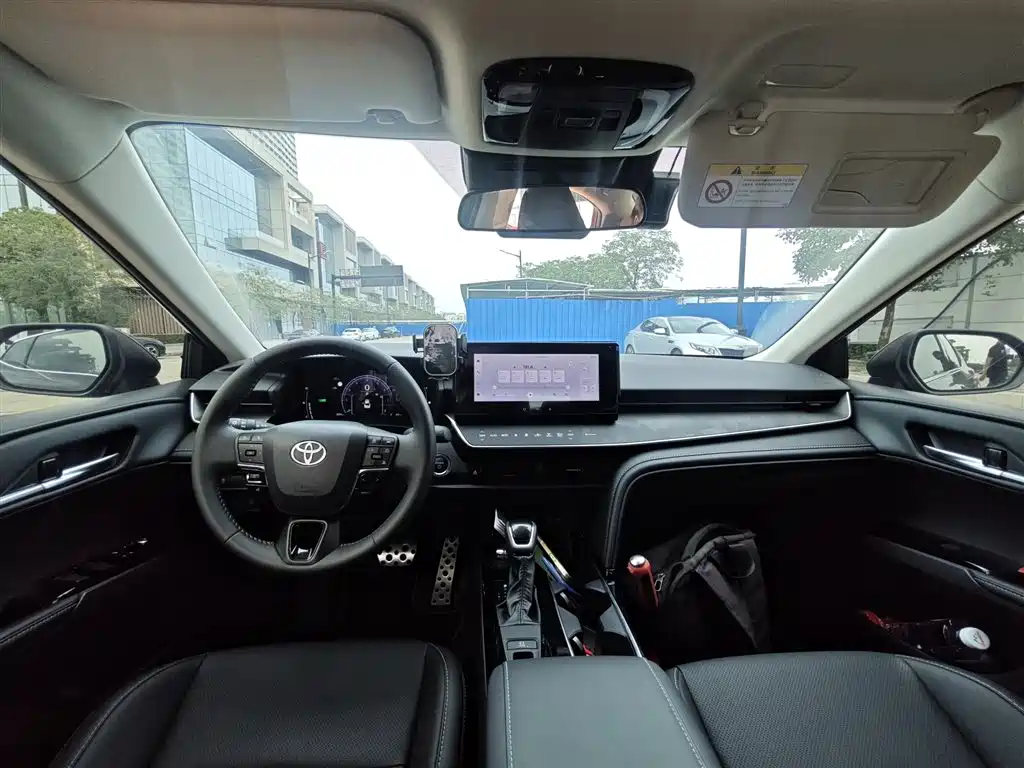 Toyota Camry 2026 2.0HSE Sport Lite