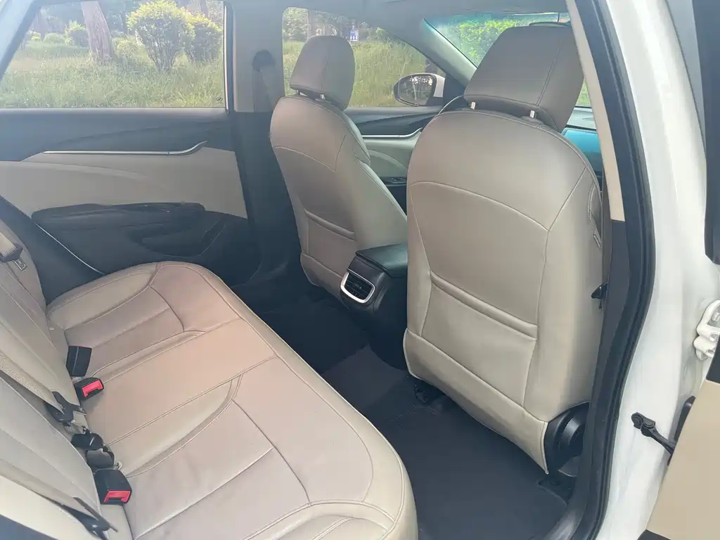 Buick Excelle — миниатюра 14