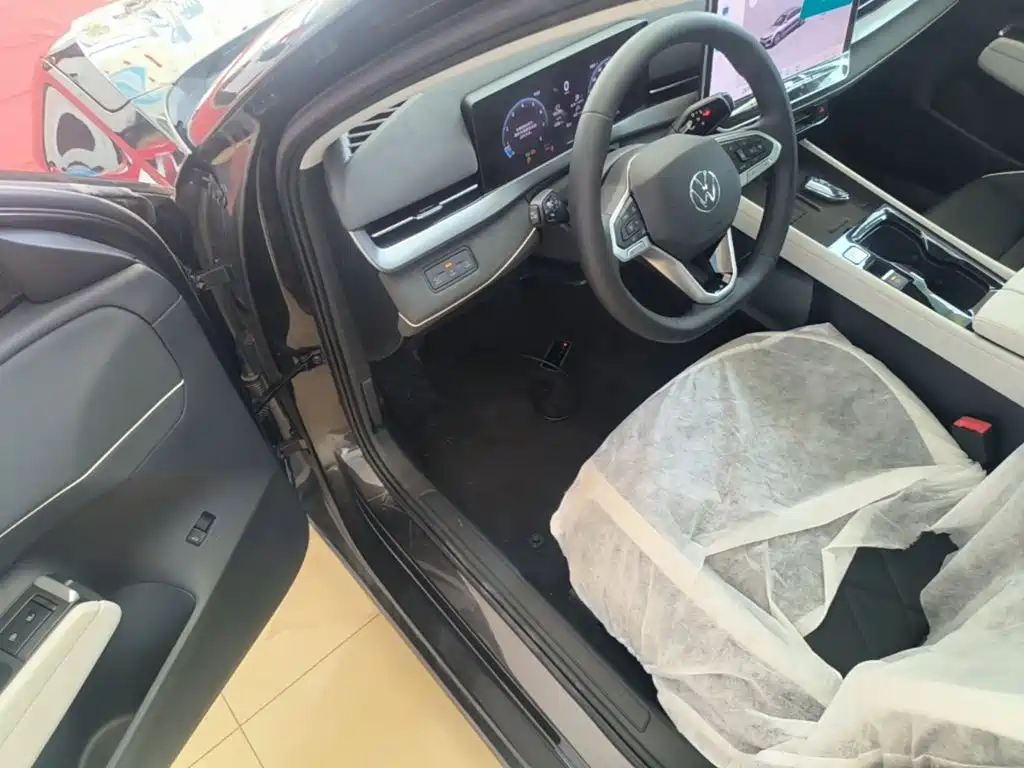 Volkswagen Sagitar — миниатюра 16