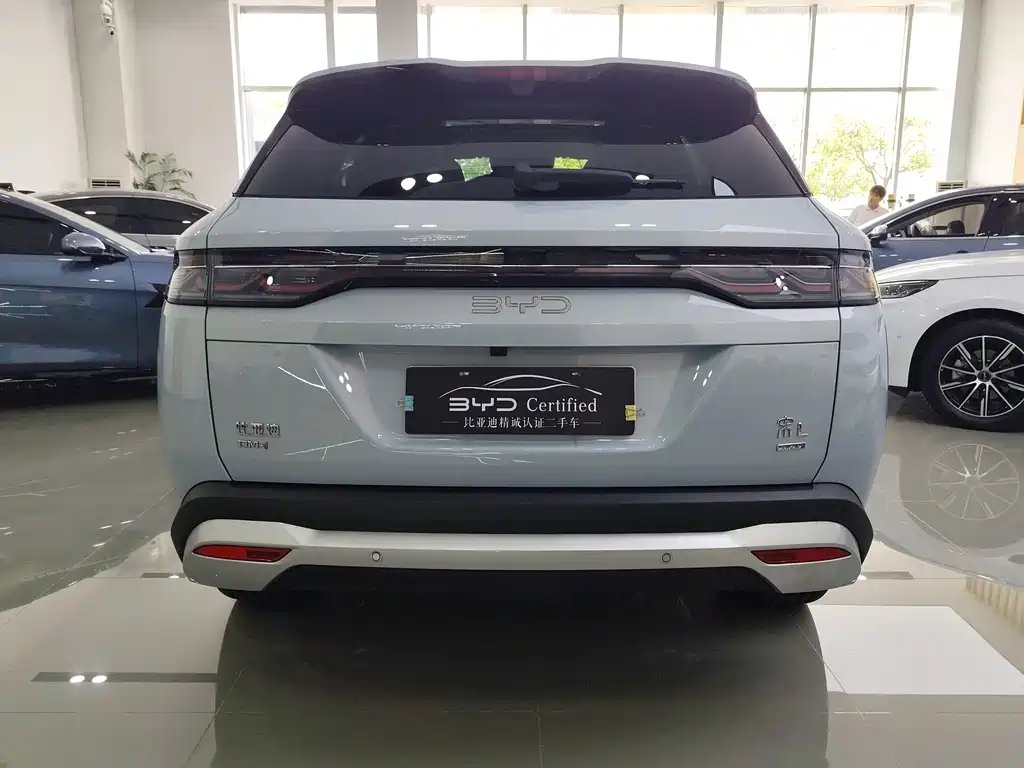 BYD L DM-i — миниатюра 5