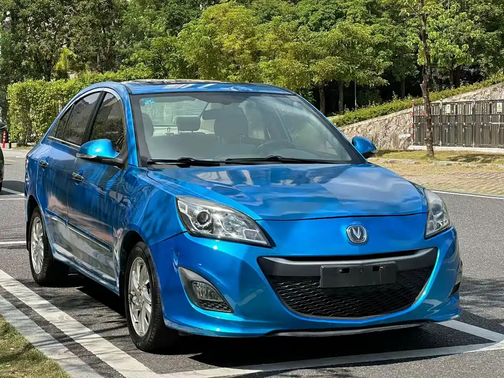Changan V5 — миниатюра 3