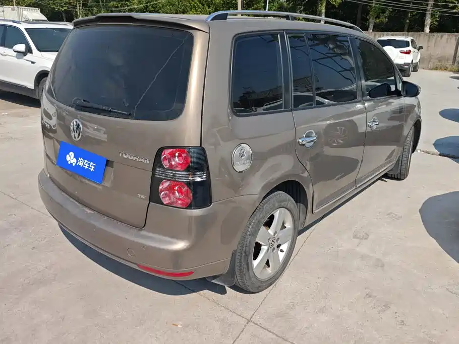 Volkswagen Touran — миниатюра 3