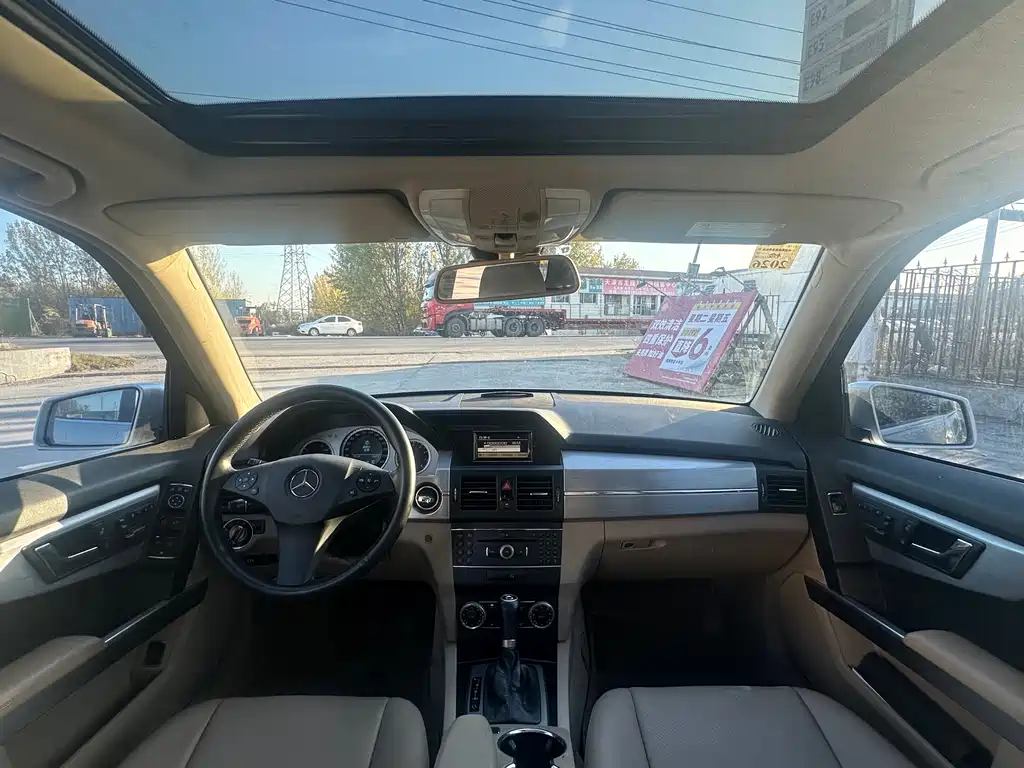 Mercedes-Benz GLK 2010 GLK 300 4MATIC Fashion