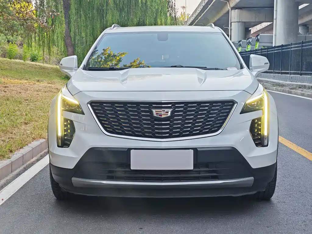 Cadillac XT4 — миниатюра 2