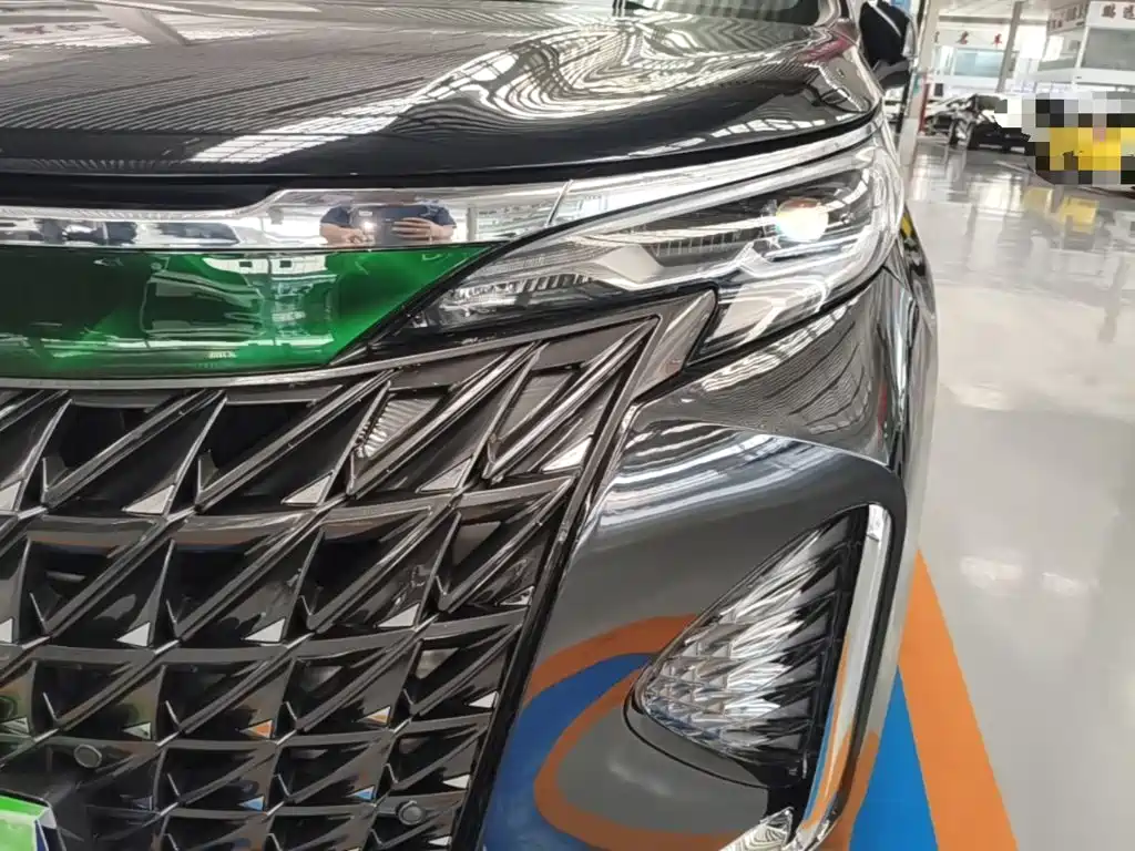 Toyota Sienna — миниатюра 24