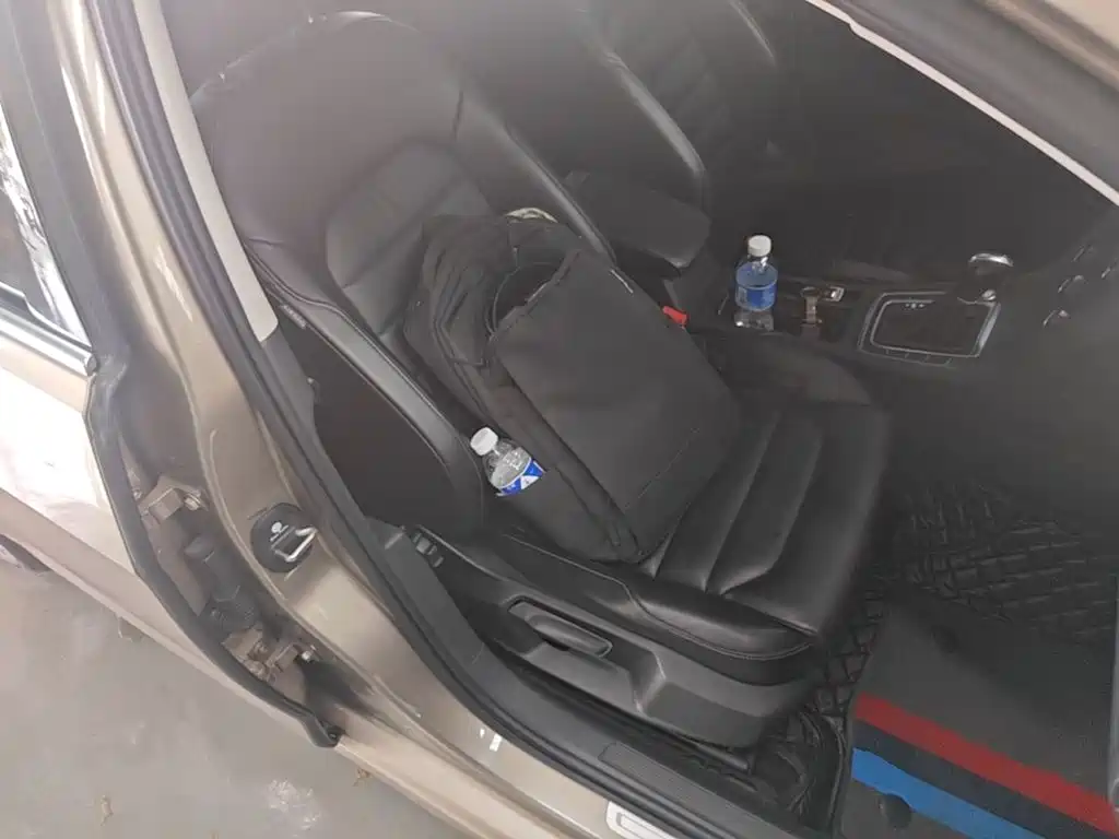Volkswagen Golf — миниатюра 25