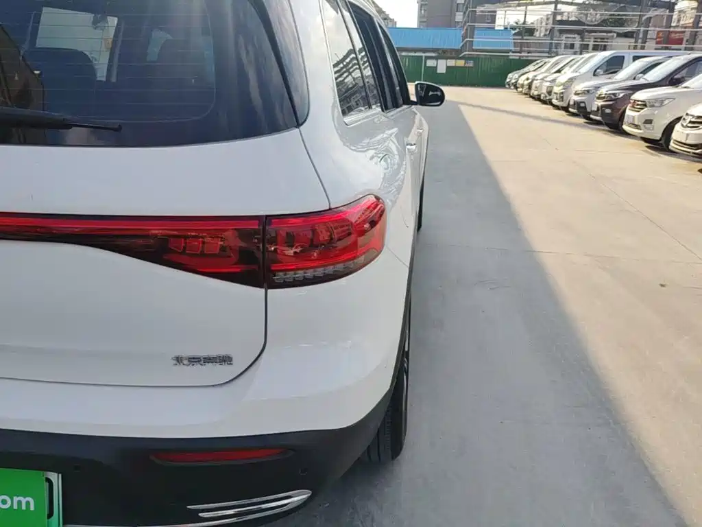 Mercedes-Benz EQB — миниатюра 8