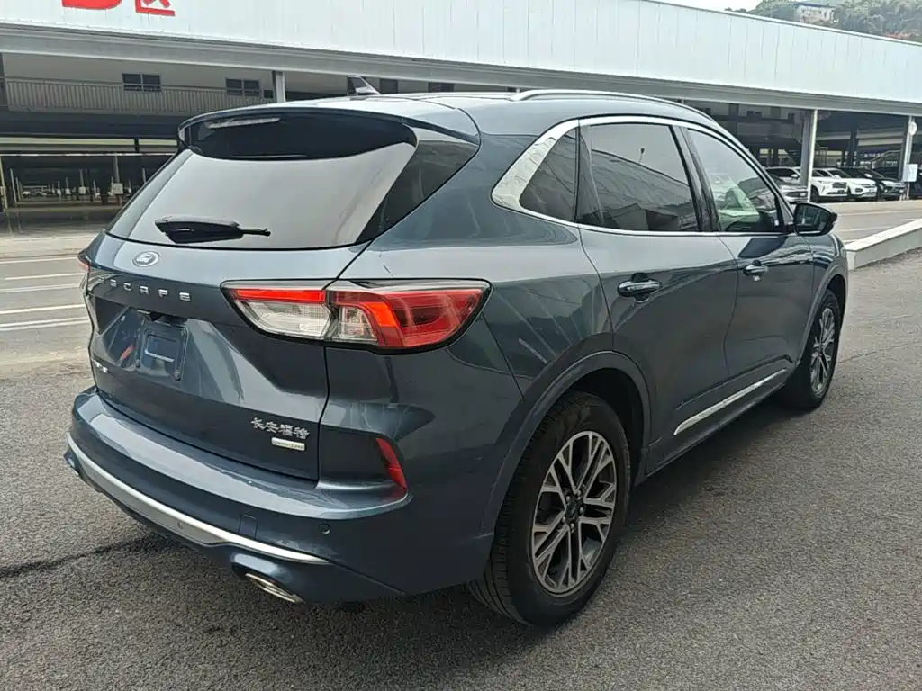 Ford Escape — миниатюра 7