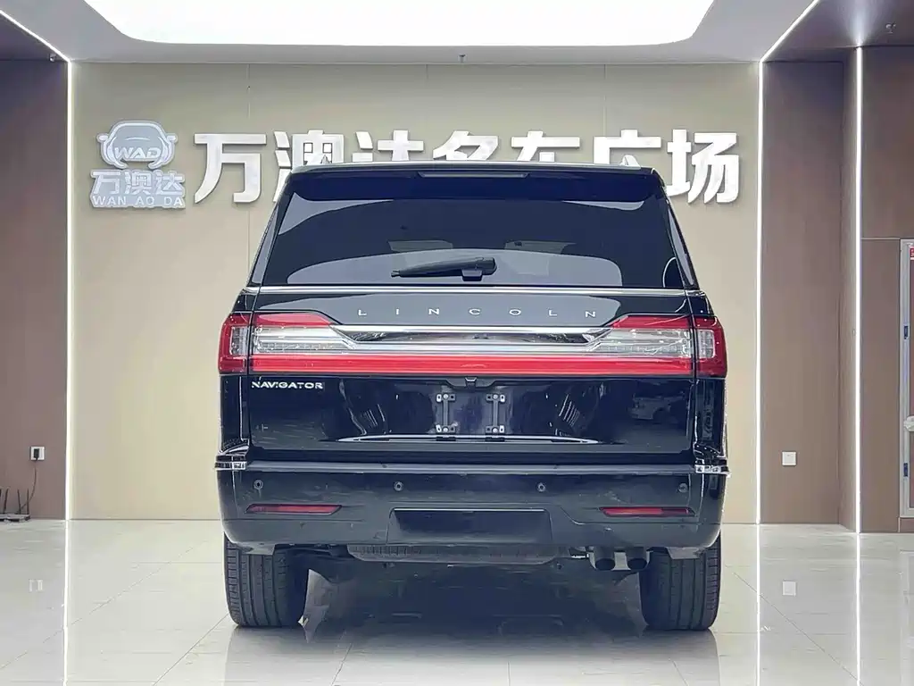 Lincoln Navigator — миниатюра 19