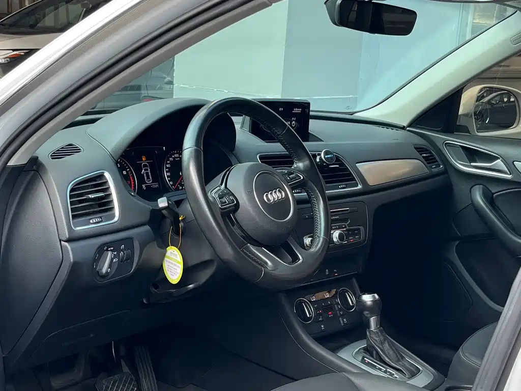 Audi Q3 — миниатюра 15