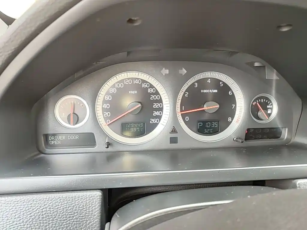 Volvo XC Classic — миниатюра 12