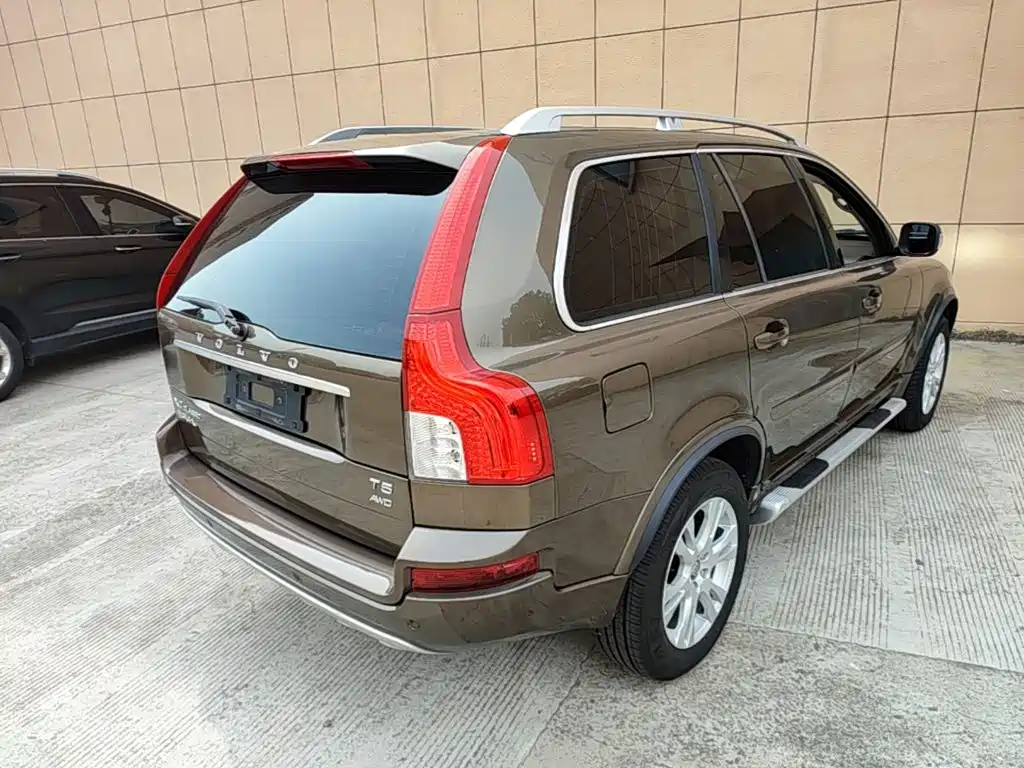 Volvo XC Classic — миниатюра 7