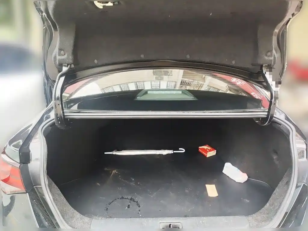 Nissan Sylphy — миниатюра 15