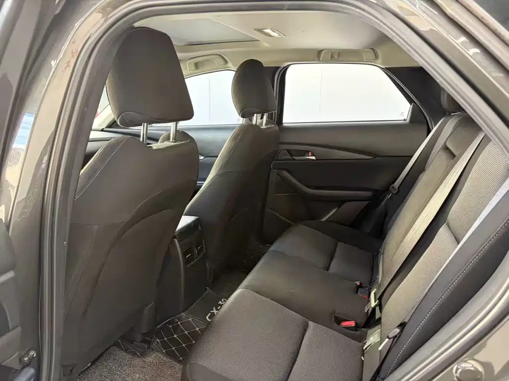 Mazda CX-30 — миниатюра 5