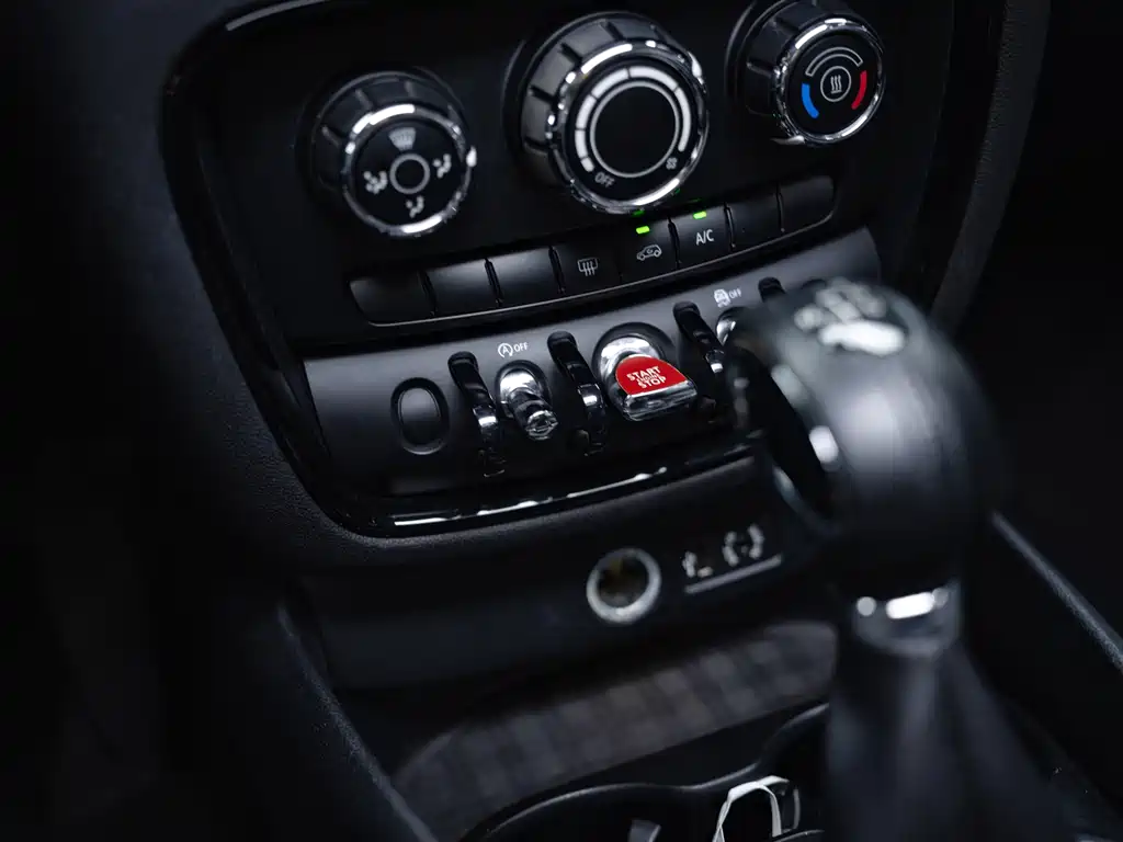 MINI Mini Clubman — миниатюра 19