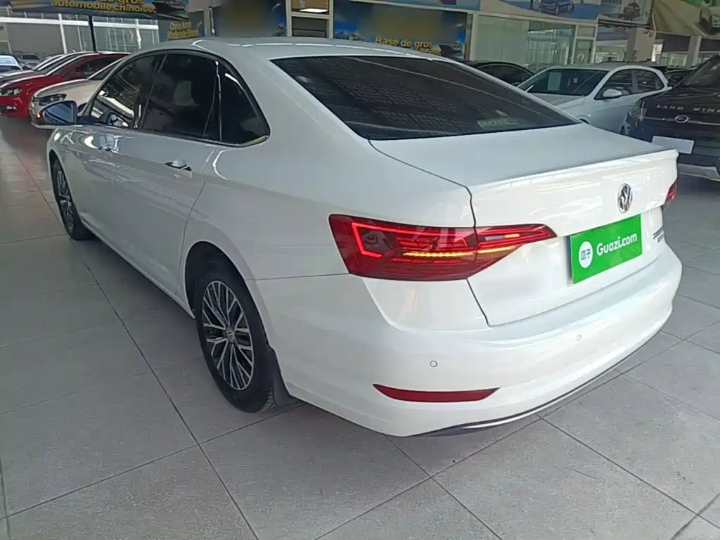Volkswagen Sagitar — миниатюра 5