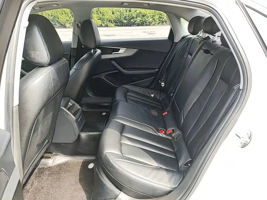 Audi A4L — миниатюра 17