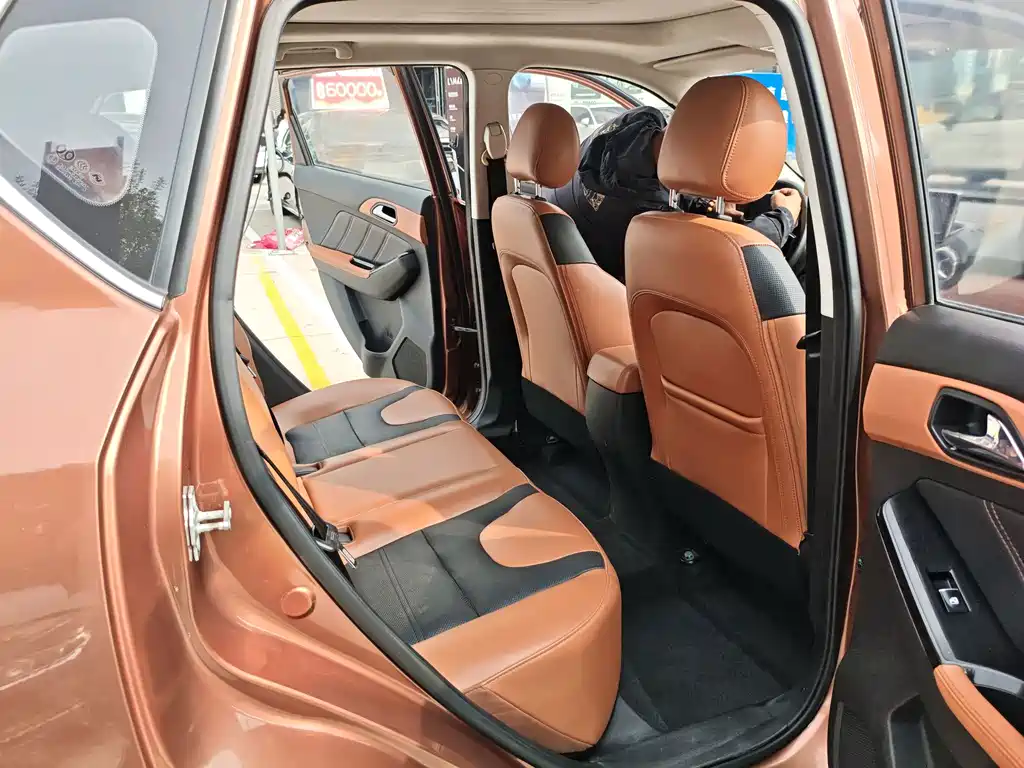 BAIC Senova X35 — миниатюра 12