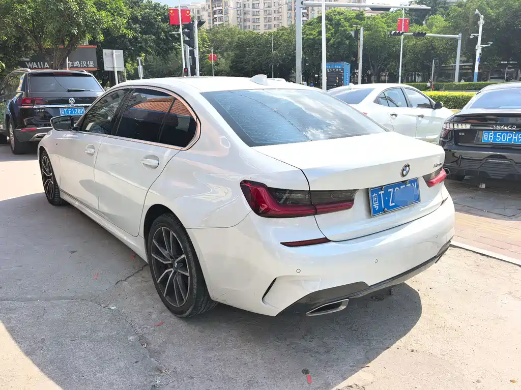 BMW 3 Series — миниатюра 6