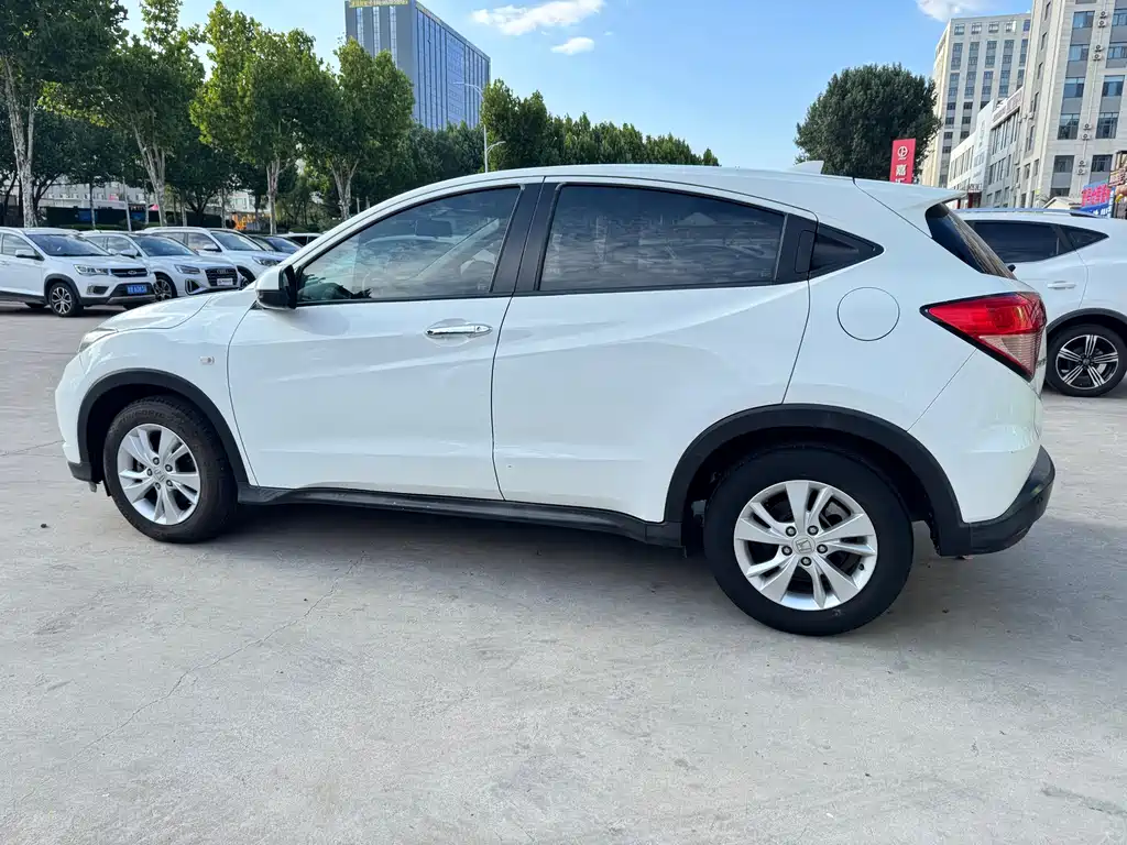 Honda Fit — миниатюра 5