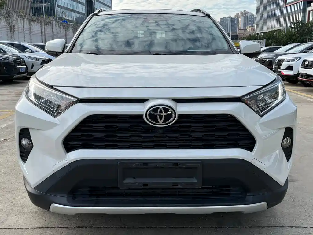 TOYOTA RAV4 RONGFANG