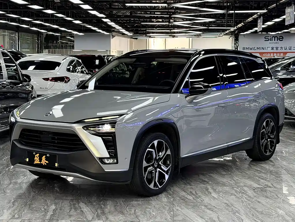 NIO ES8