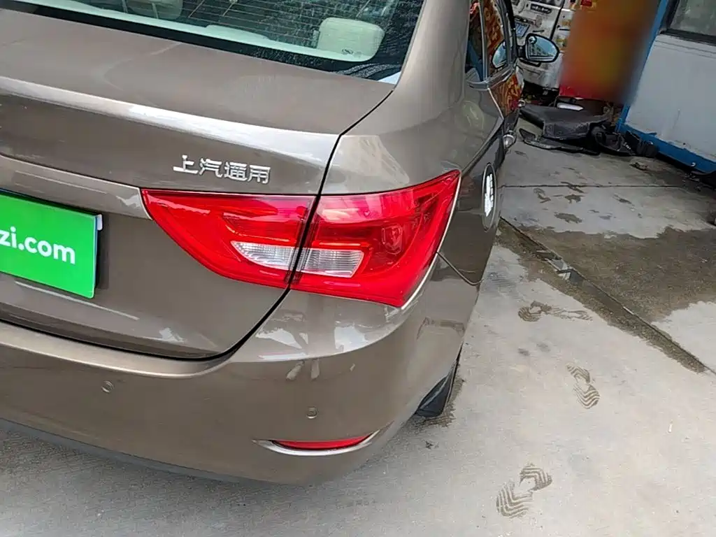 Buick Excelle — миниатюра 8