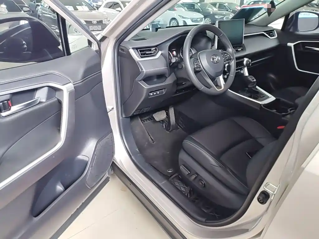Toyota Wildlander — миниатюра 16