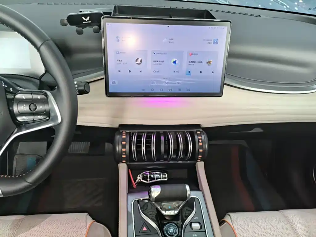 BYD Yuan Plus — миниатюра 13