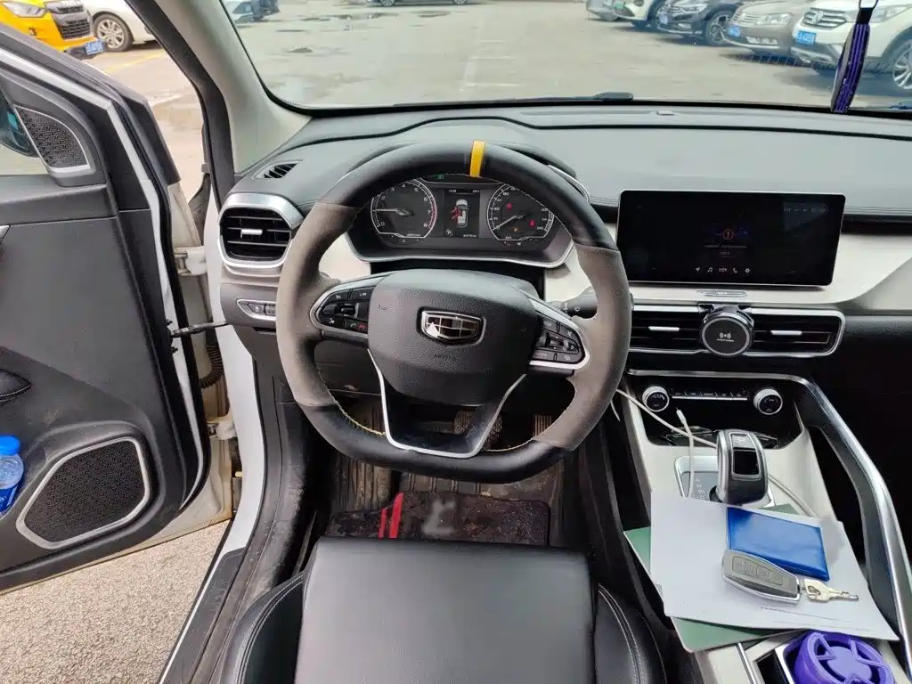 Geely Binyue — миниатюра 3